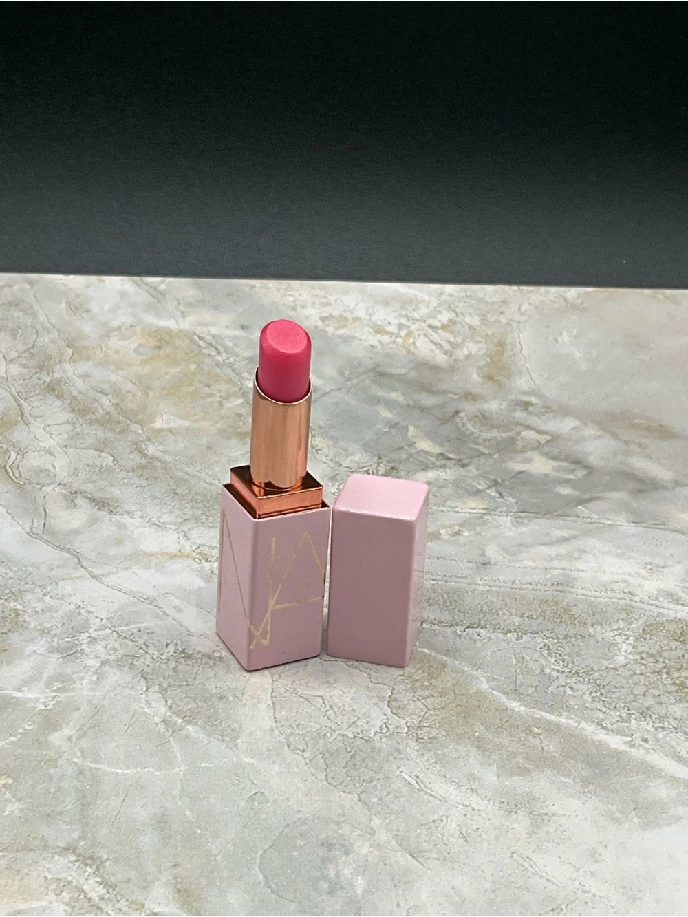 NARS travel without brand
